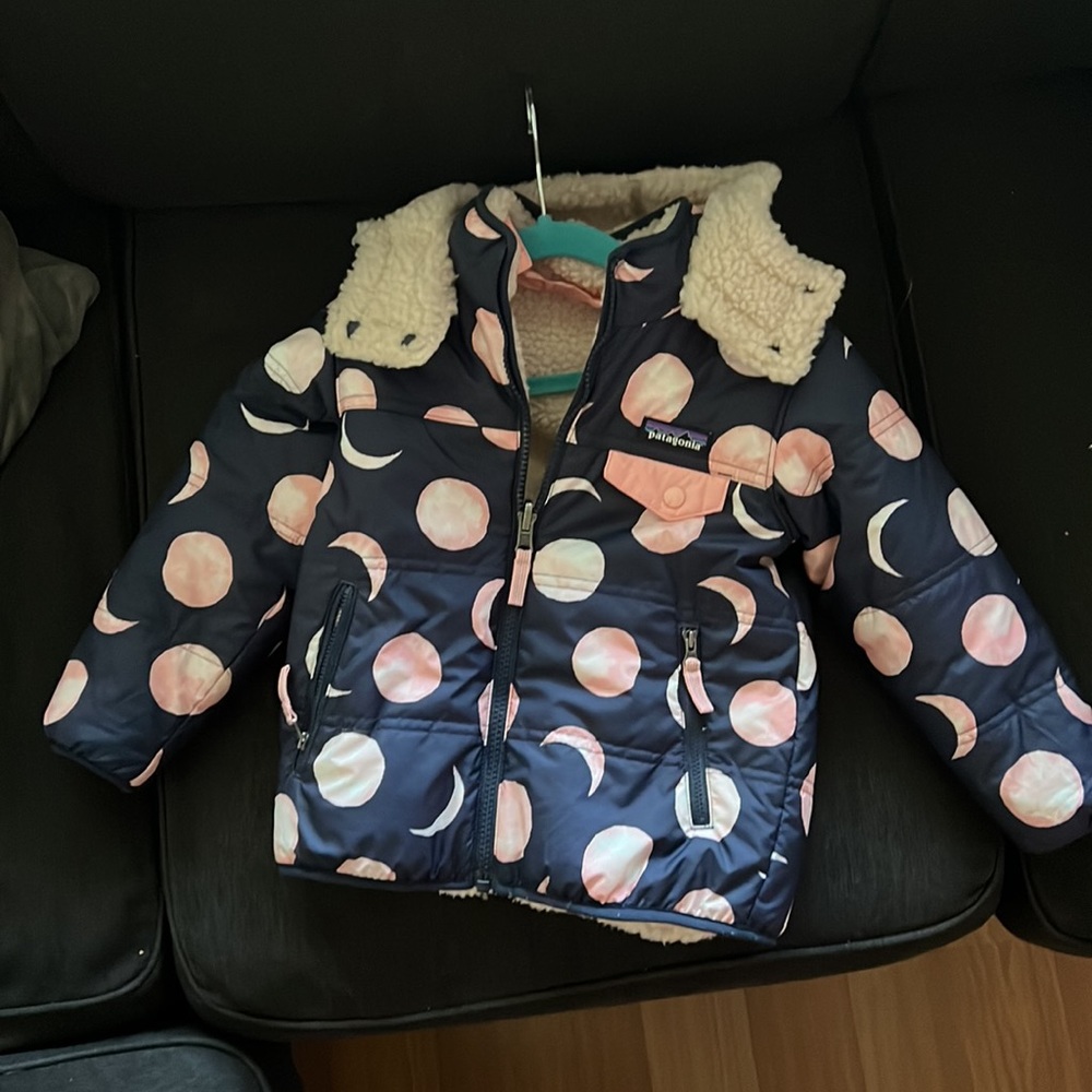 Pategonia 4T Reversible Puffer / Sherpa Coat